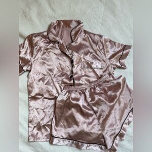 Silky PJ set Size XS